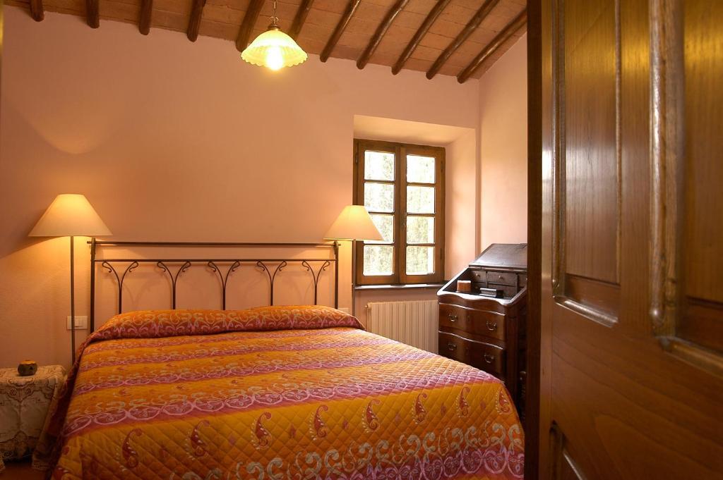 Bed & Breakfast Antico Casale San Lorenzo Ponte A Bozzone Room photo