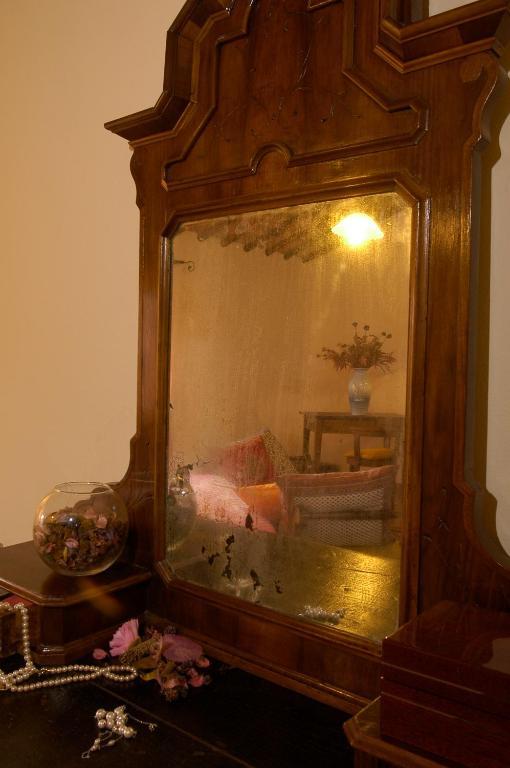 Bed & Breakfast Antico Casale San Lorenzo Ponte A Bozzone Room photo